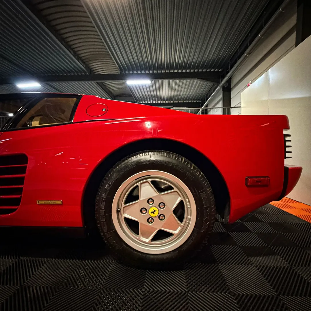 Ferrari Testarossa – Italiaanse passie in topvorm detail 7