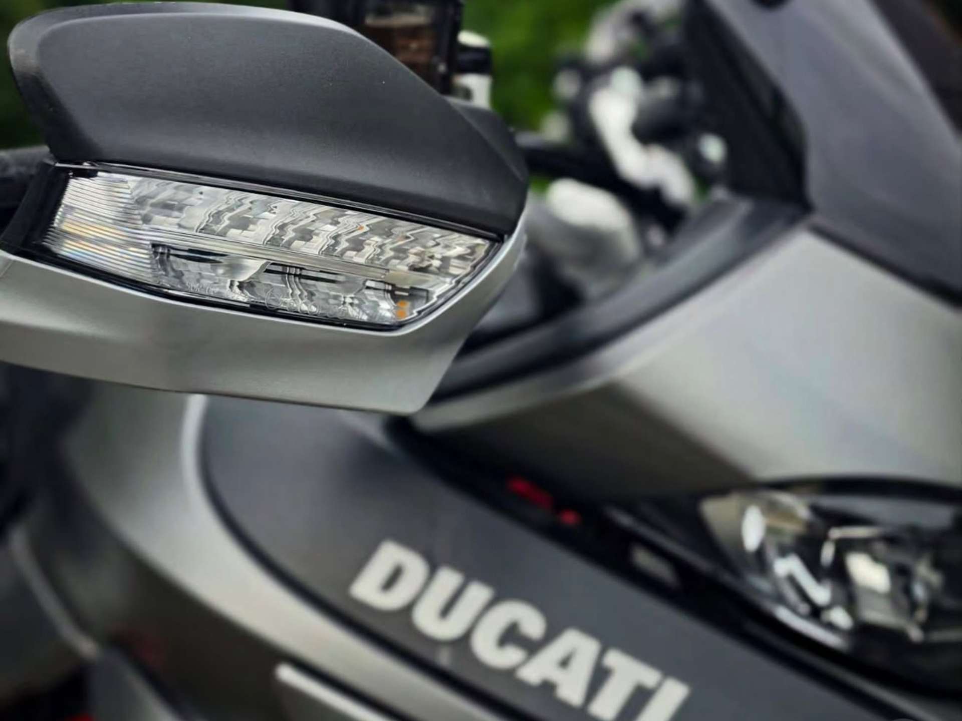 Ducati Multistrada | DetailWash detail 2